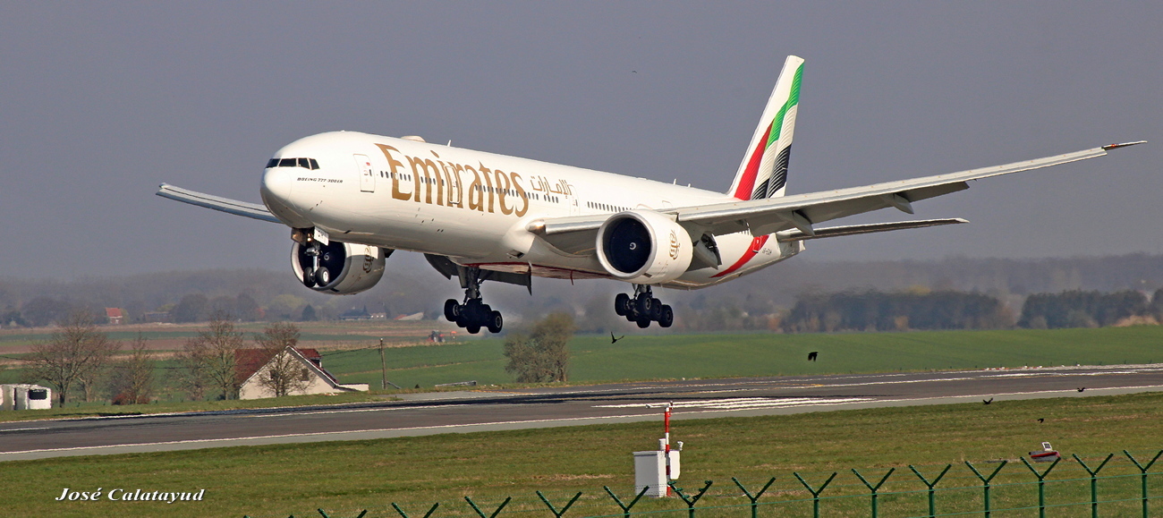 Boeing 777-300