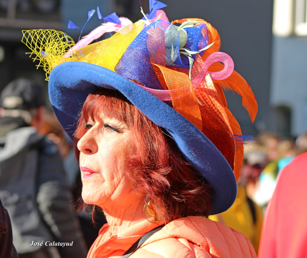 jolie femme au chapeau